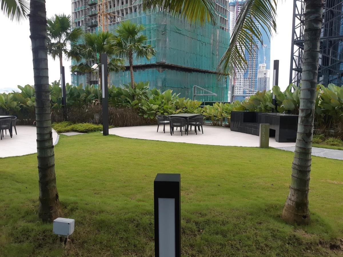 Astra @ Eaton Residences Kl Kuala Lumpur Exteriér fotografie